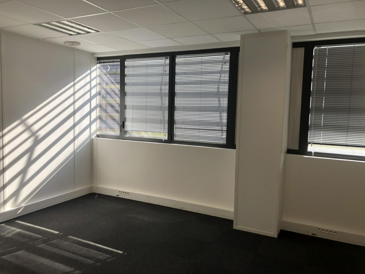 Bureau Pessac 1744m² Location bureau Pessac Gironde OLBUR2115947 9